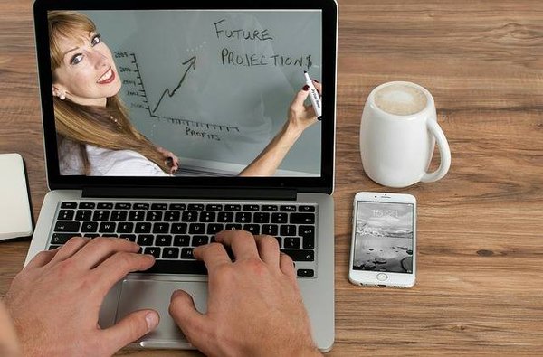 Les meilleurs programmes de formation en ligne pour apprendre la programmation et le développement web